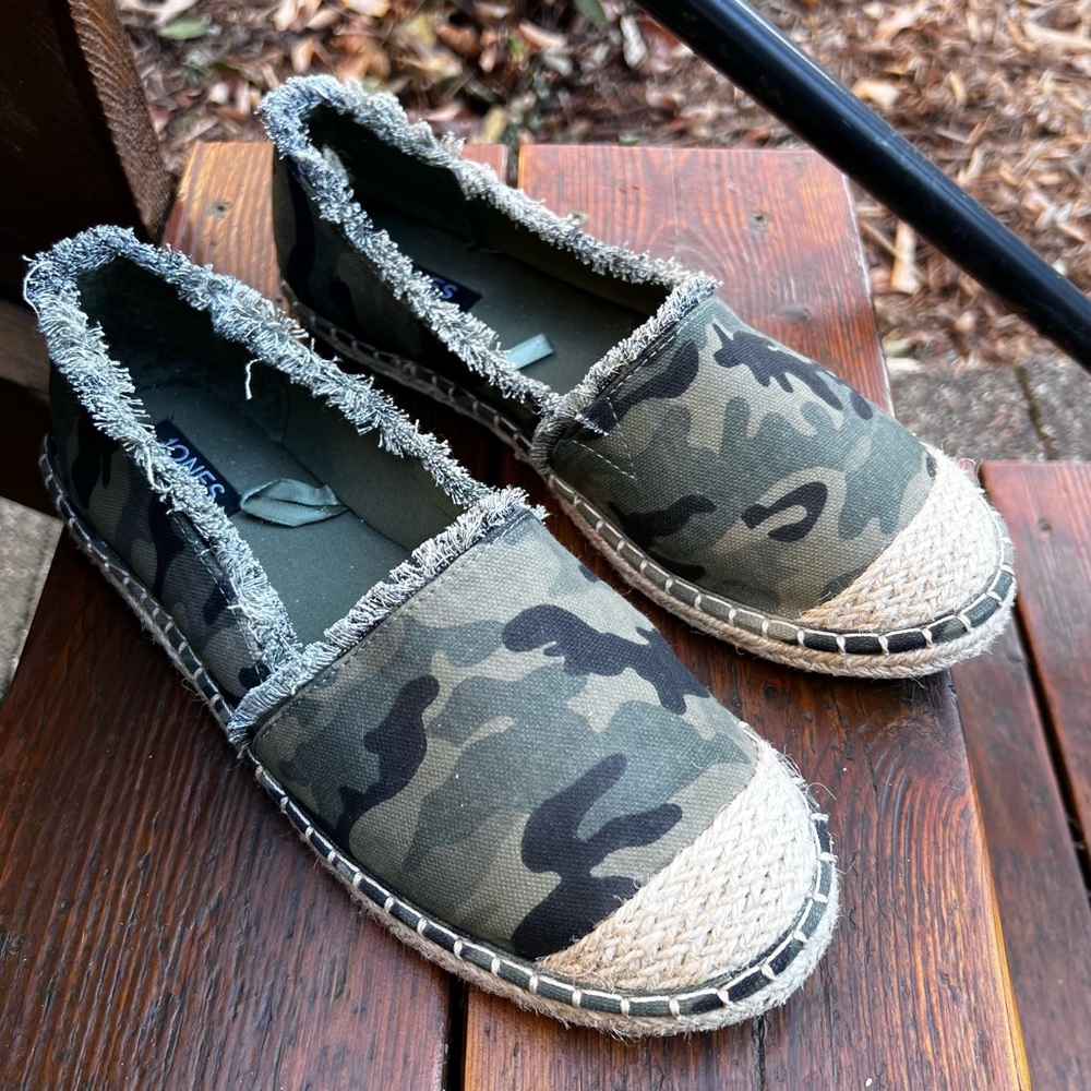 JONES NEW YORK STACI CAMOFLAGE ESPADRILLE SNEAKERS SIZE 10 W - Picture 12 of 12